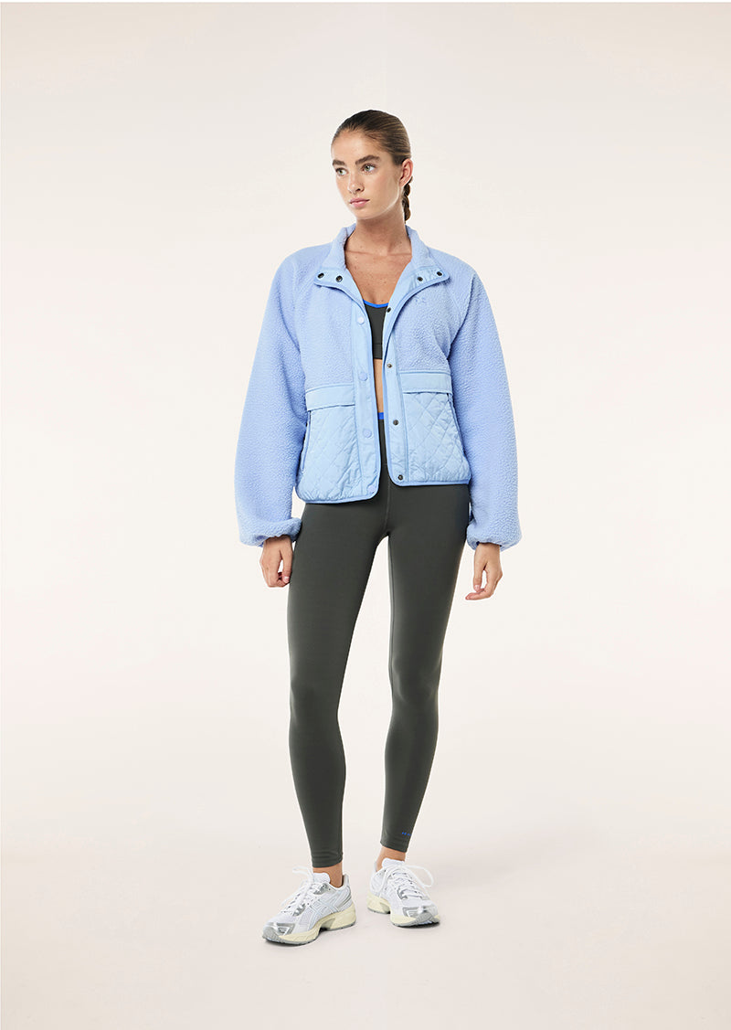 P.E NATION WOMENS TECHNIQUE QUILT JACKET IN DUSTY BLUE WOMENS JACKET