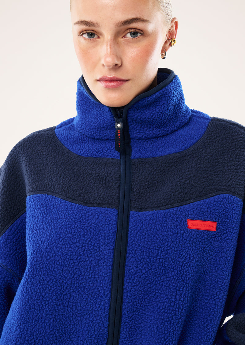 THE+DREAM+SHERPA+JACKET_271J078_DEEP+BLUE-158_1