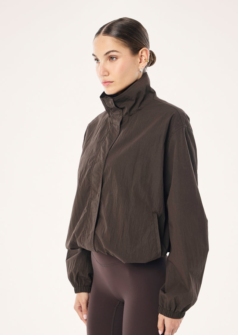 UNIVERSAL+JACKET_264J098_COFFEE-33_1