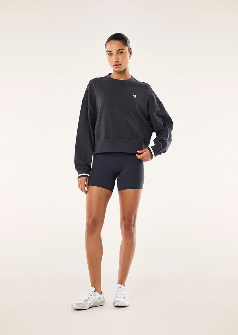 VITA SWEAT IN MARINE BLUE & WHISPER WHITE