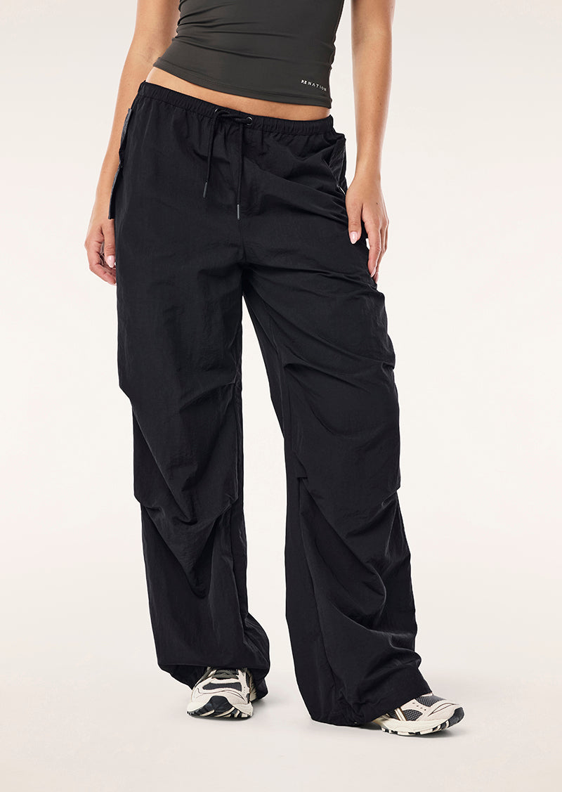 discovery+pant-4708_1