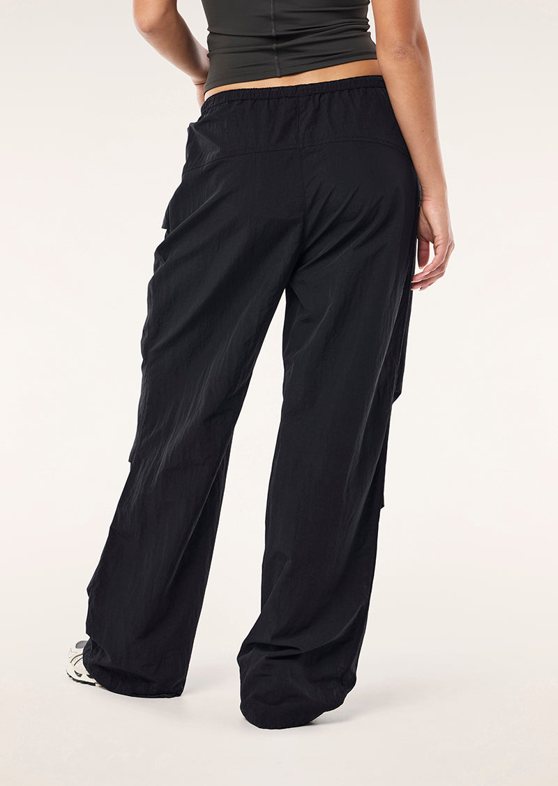 DISCOVERY PANT IN BLACK