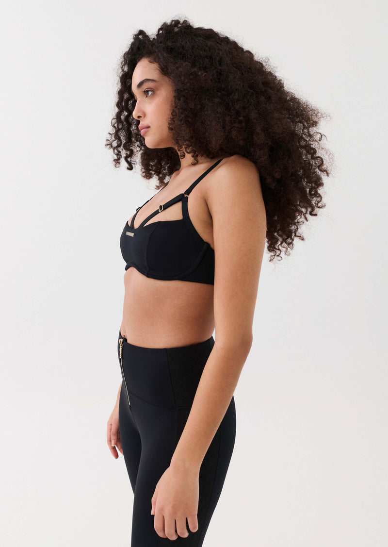 BOUNDLESS SPORTS BRA IN BLACK