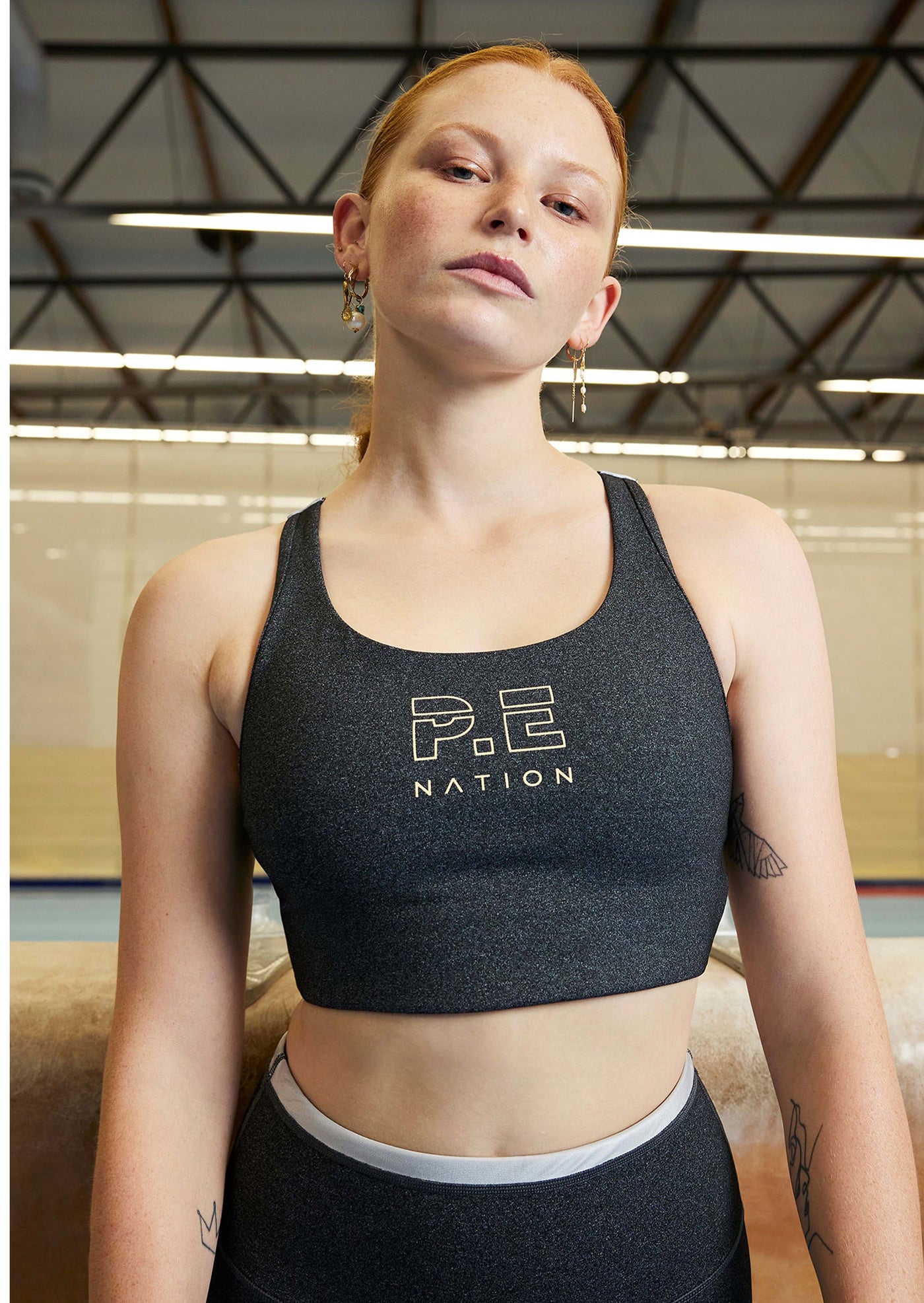REACTION SPORTS BRA IN CHARCOAL MARL