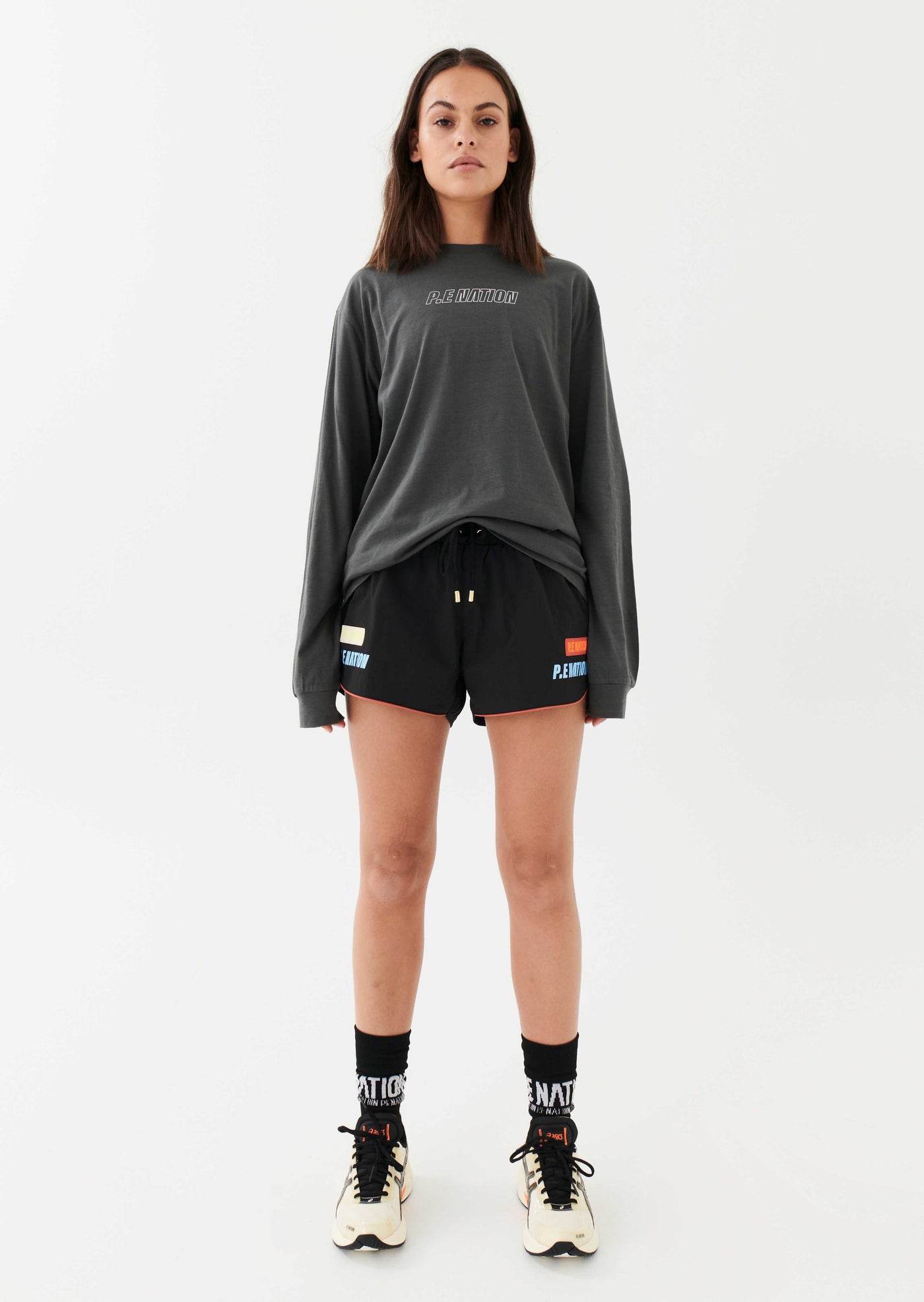 KICK ON LS TOP IN DARK SHADOW