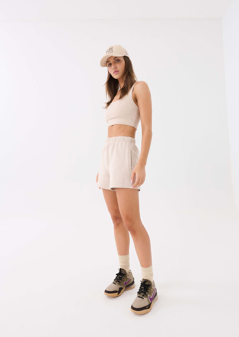 ALL AROUND SHORT IN WARM GREY MARL