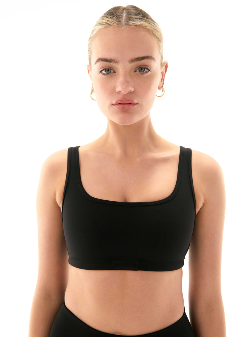 AMPLIFY SPORTS BRA IN BLACK