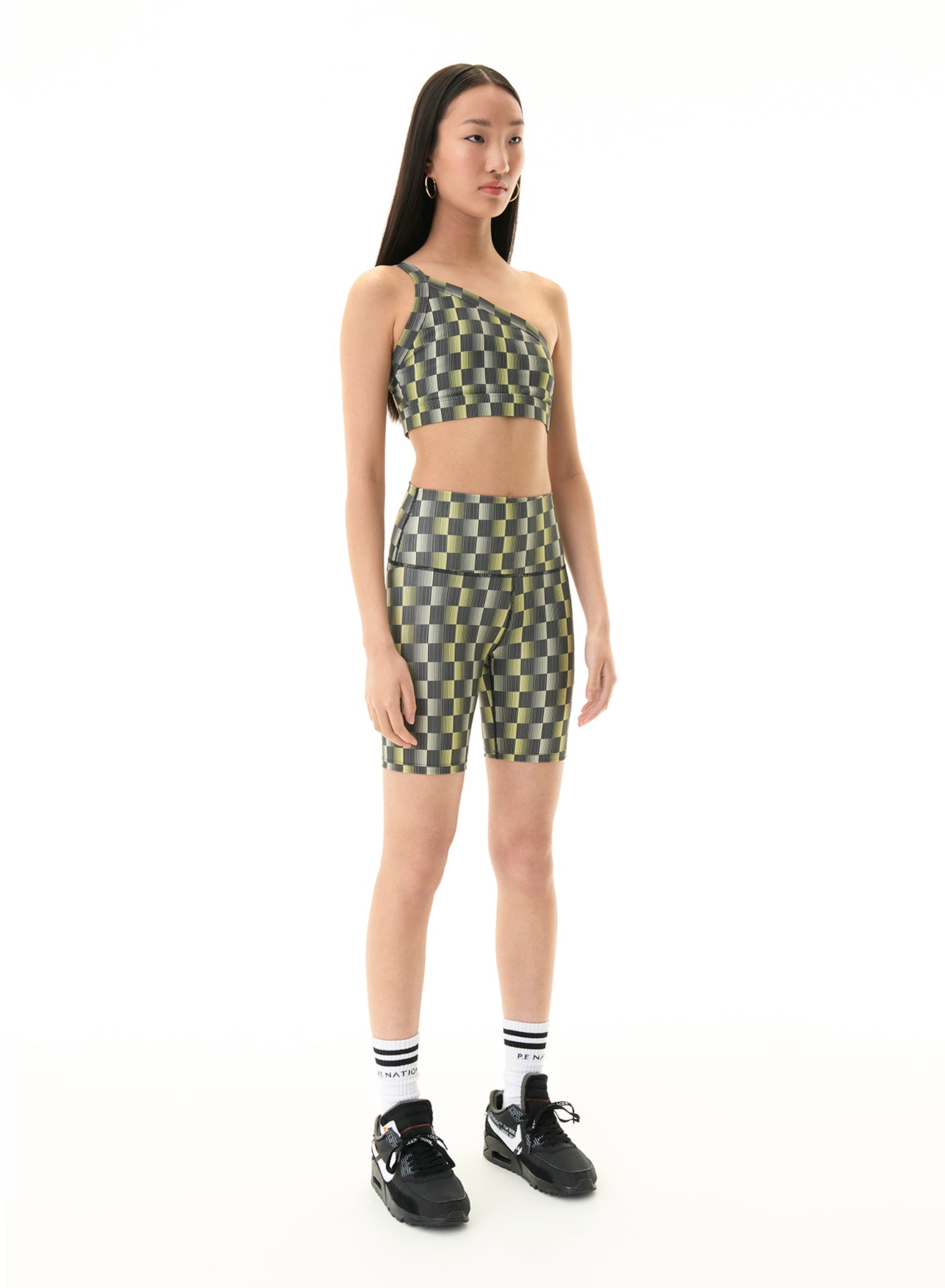 MARK ONE PILATES SHORT IN CHECK PRINT