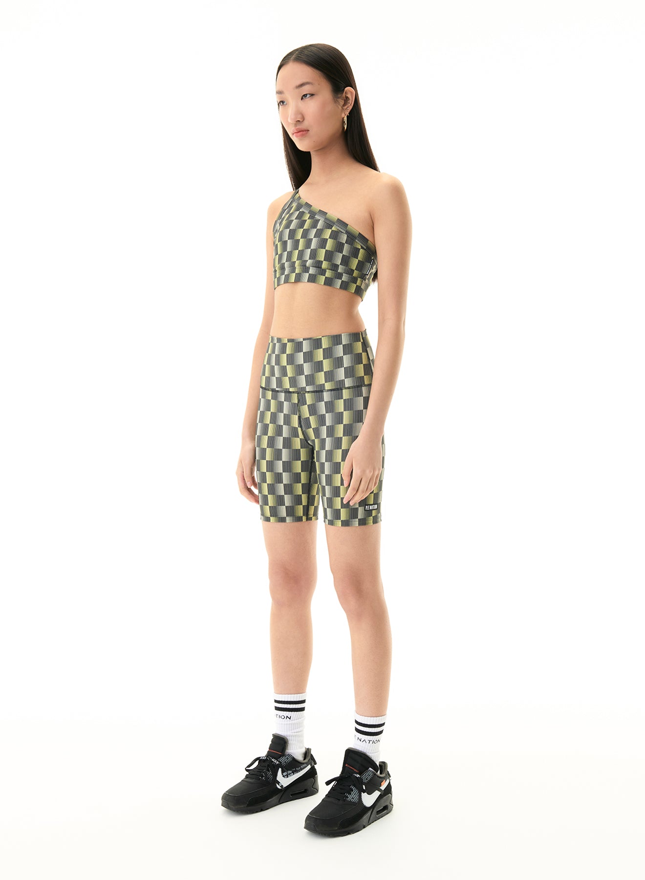 MARK ONE PILATES SHORT IN CHECK PRINT