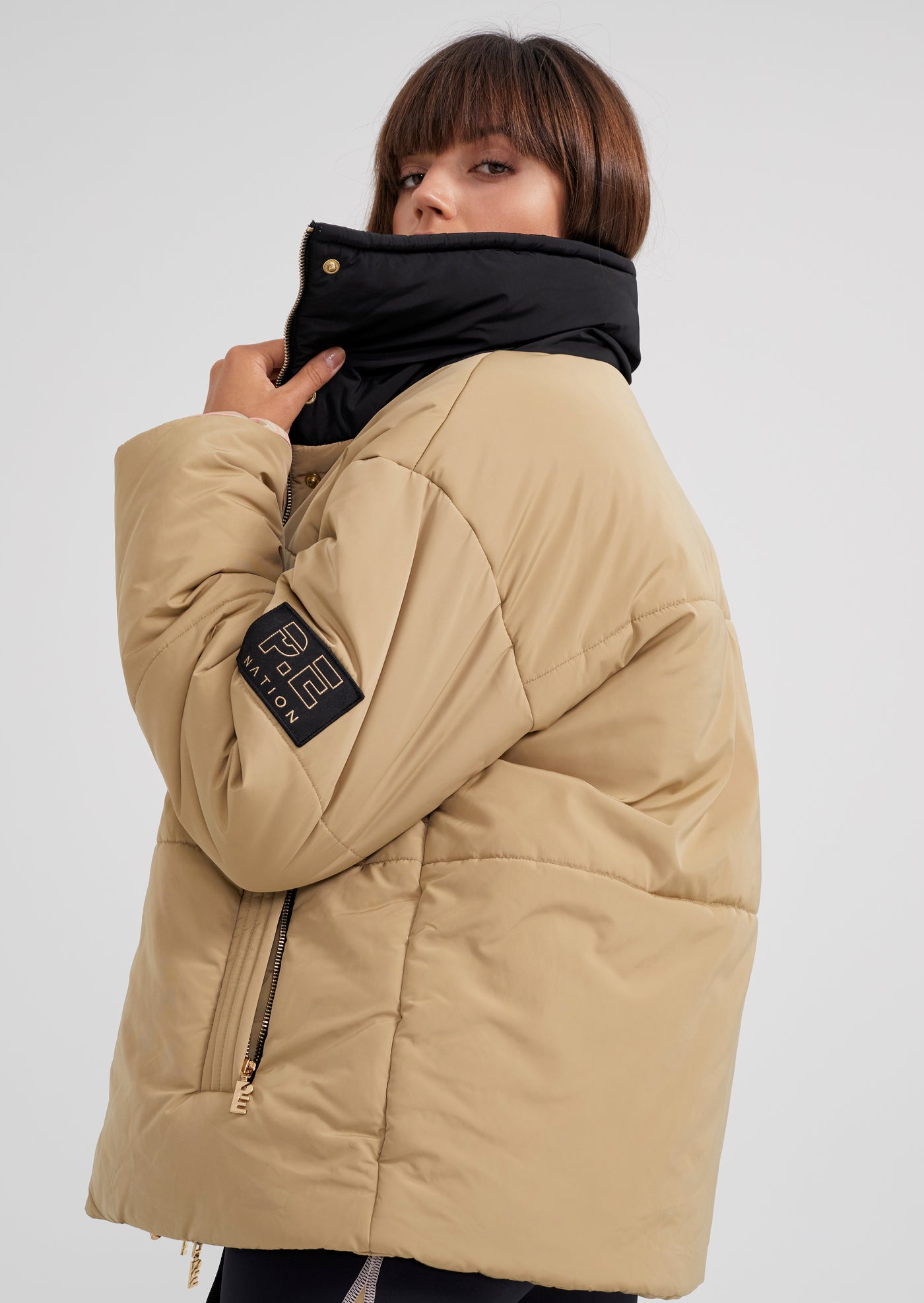 COMBAT REVERSIBLE JACKET IN OLIVE