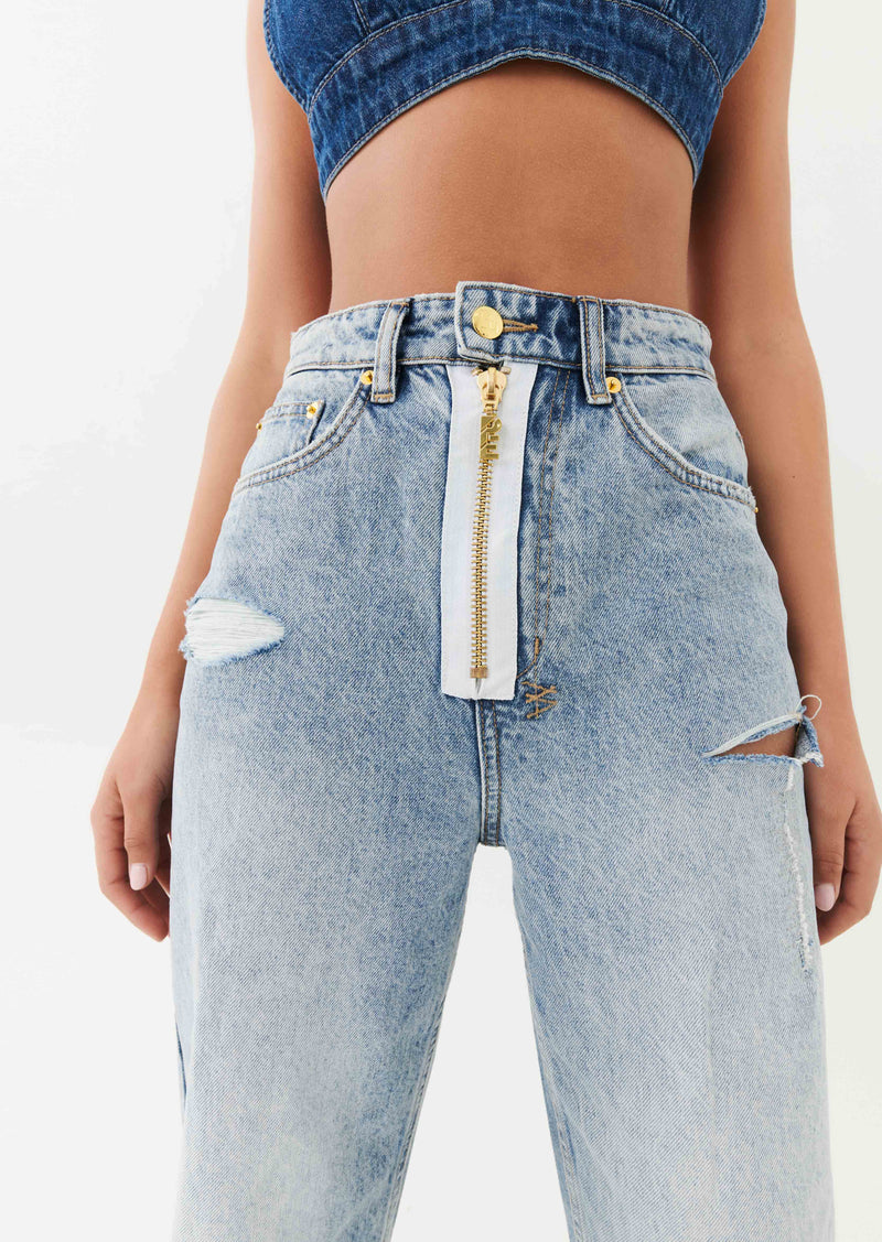 PLAYBACK ZIPPED N RIPPED JEAN IN LIGHT BLUE DENIM
