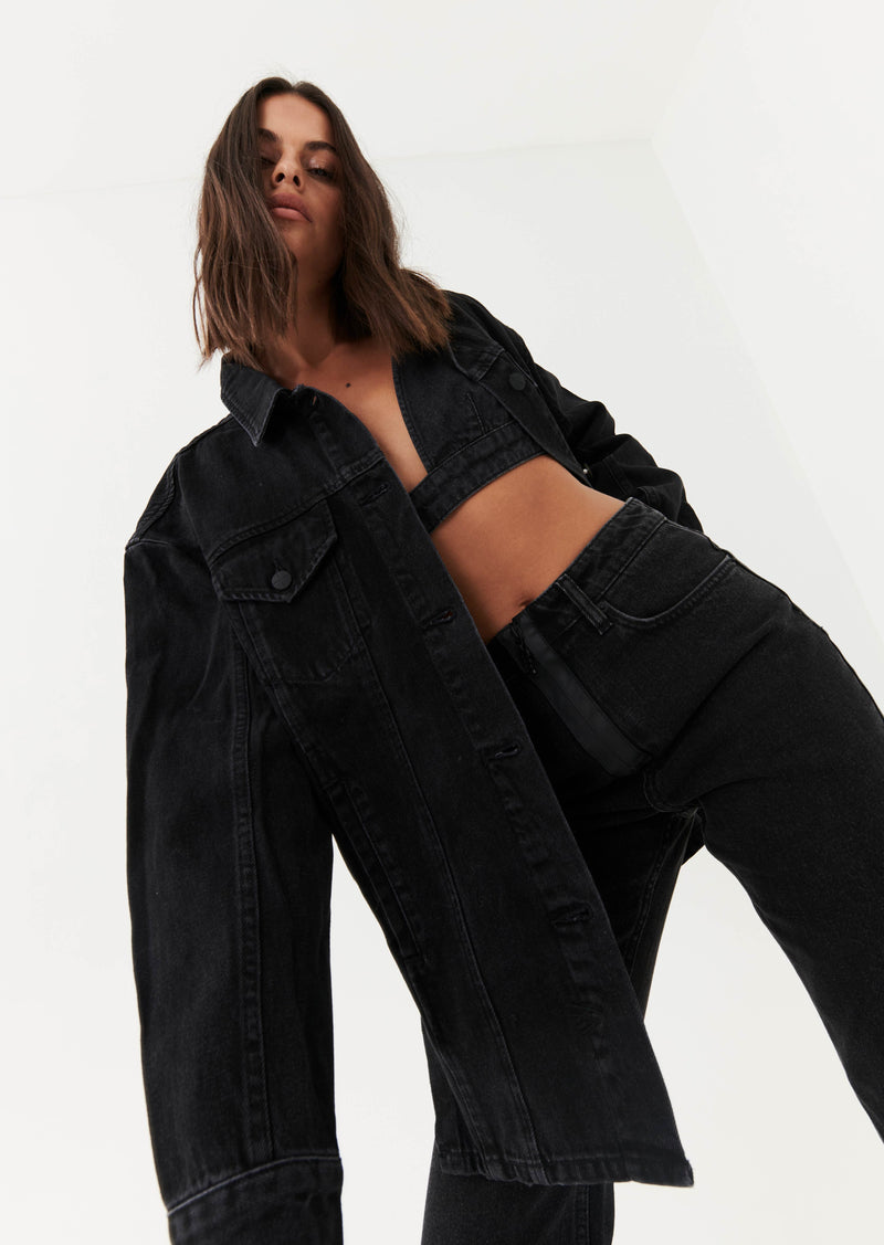 NOIR TRUCKER JACKET IN BLACK DENIM