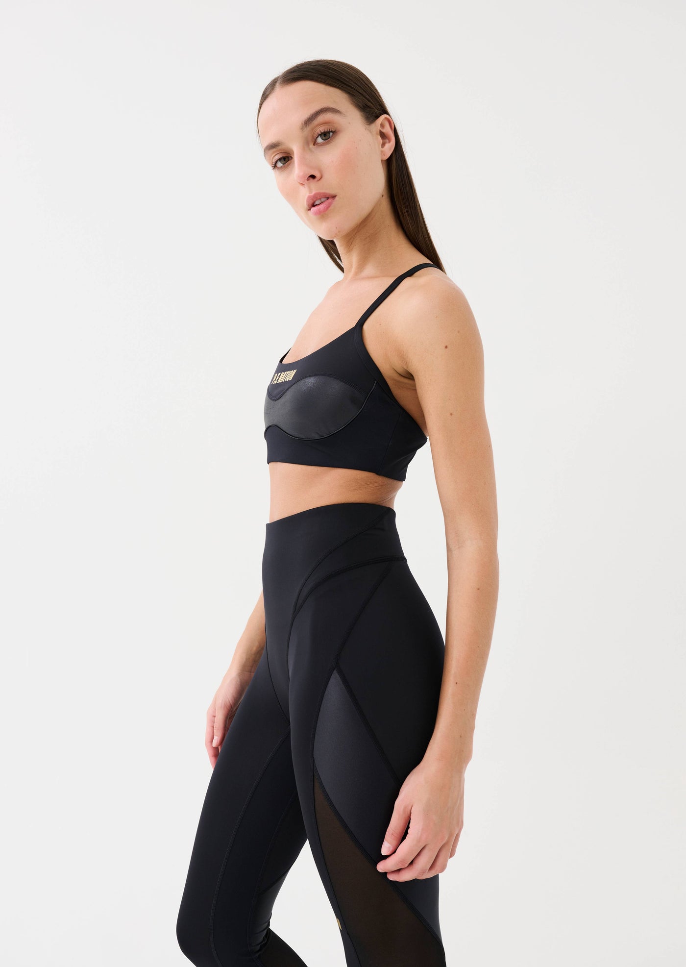 IMMERSIVE SPORTS BRA IN BLACK