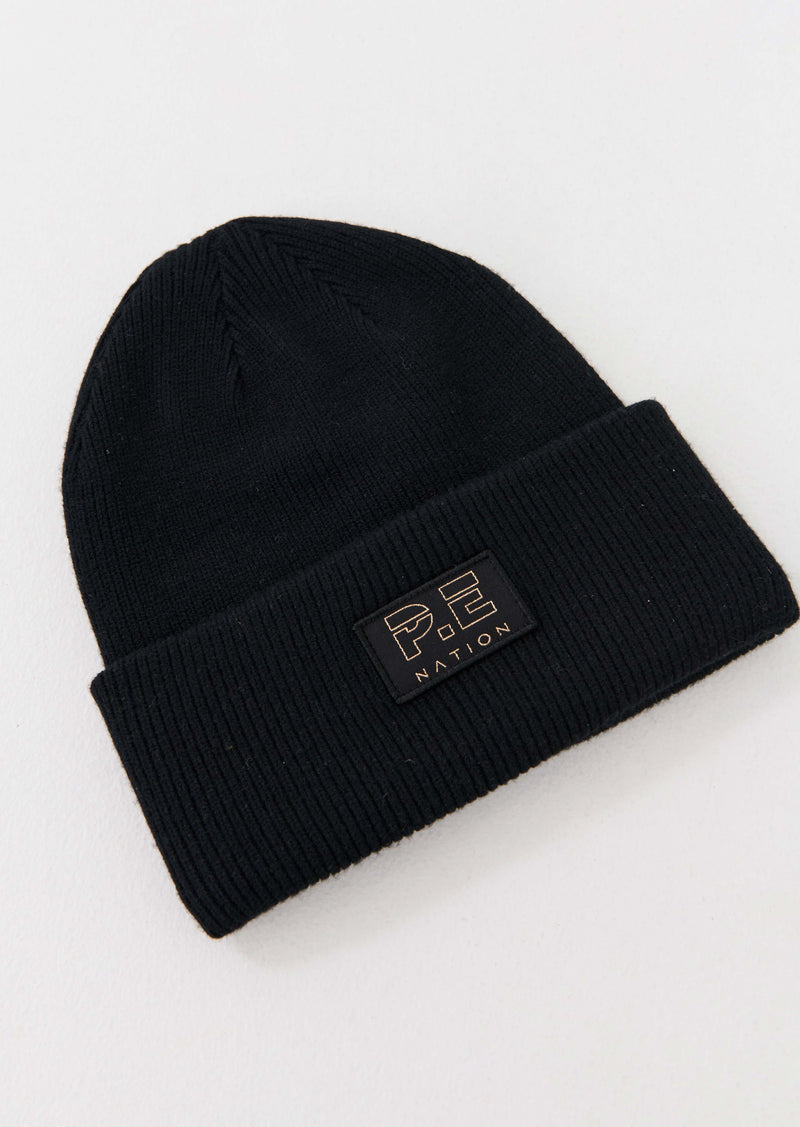 COURTSIDE BEANIE IN BLACK