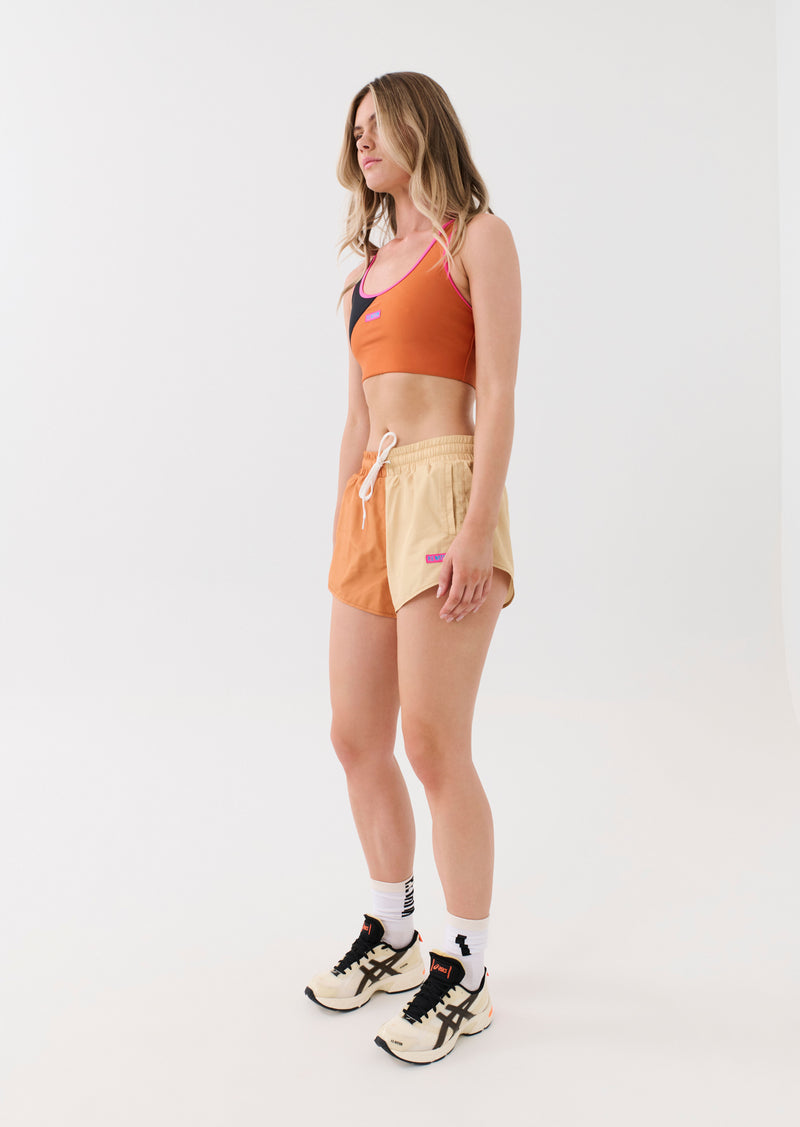 HIGH BALL SHORT IN GOLDEN OAK