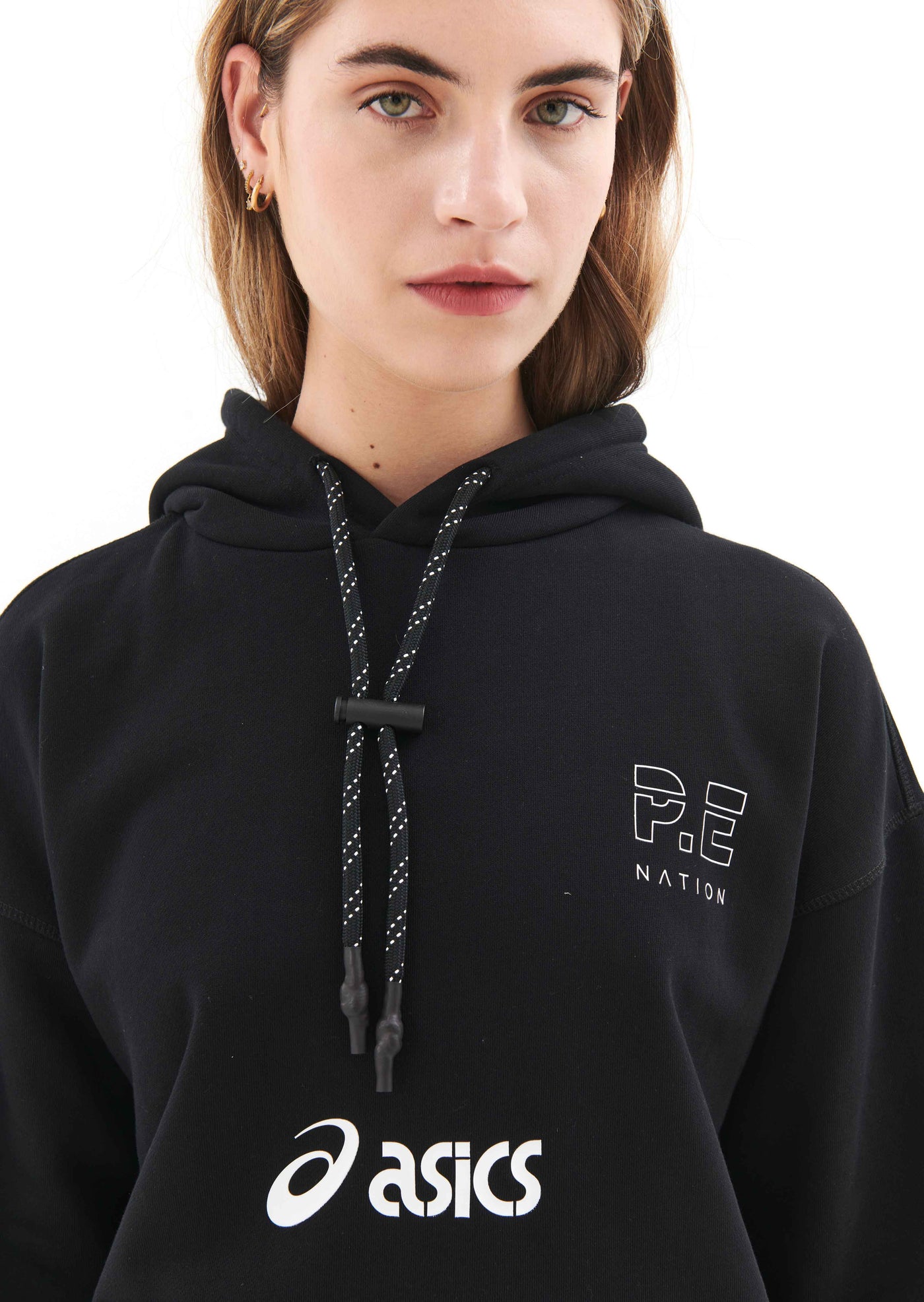 TRACKLITE HOODIE IN BLACK