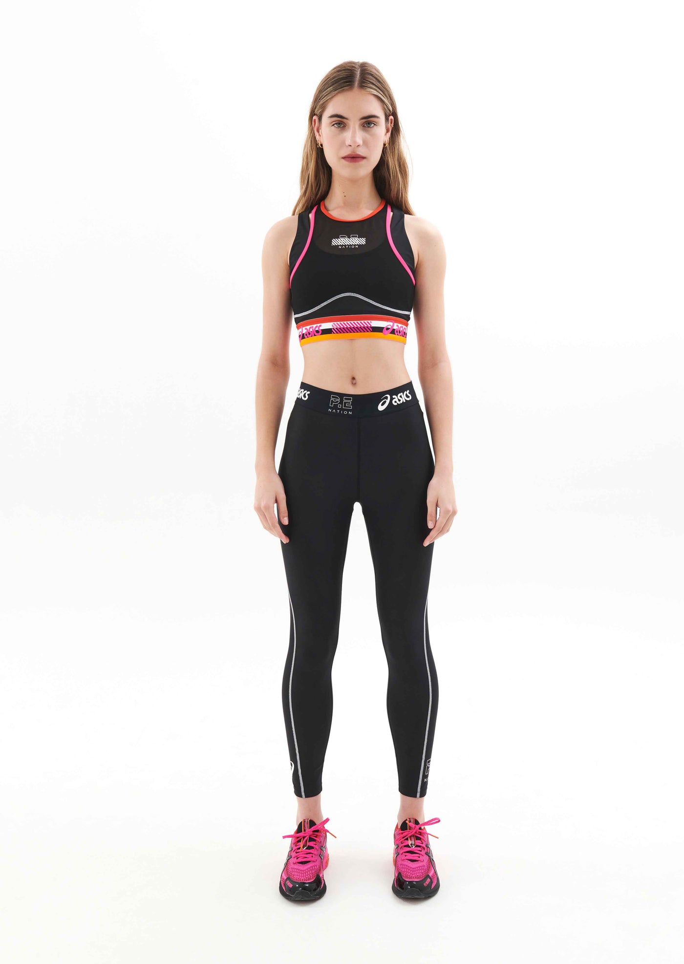 TRACKLITE SPORTS BRA IN BLACK
