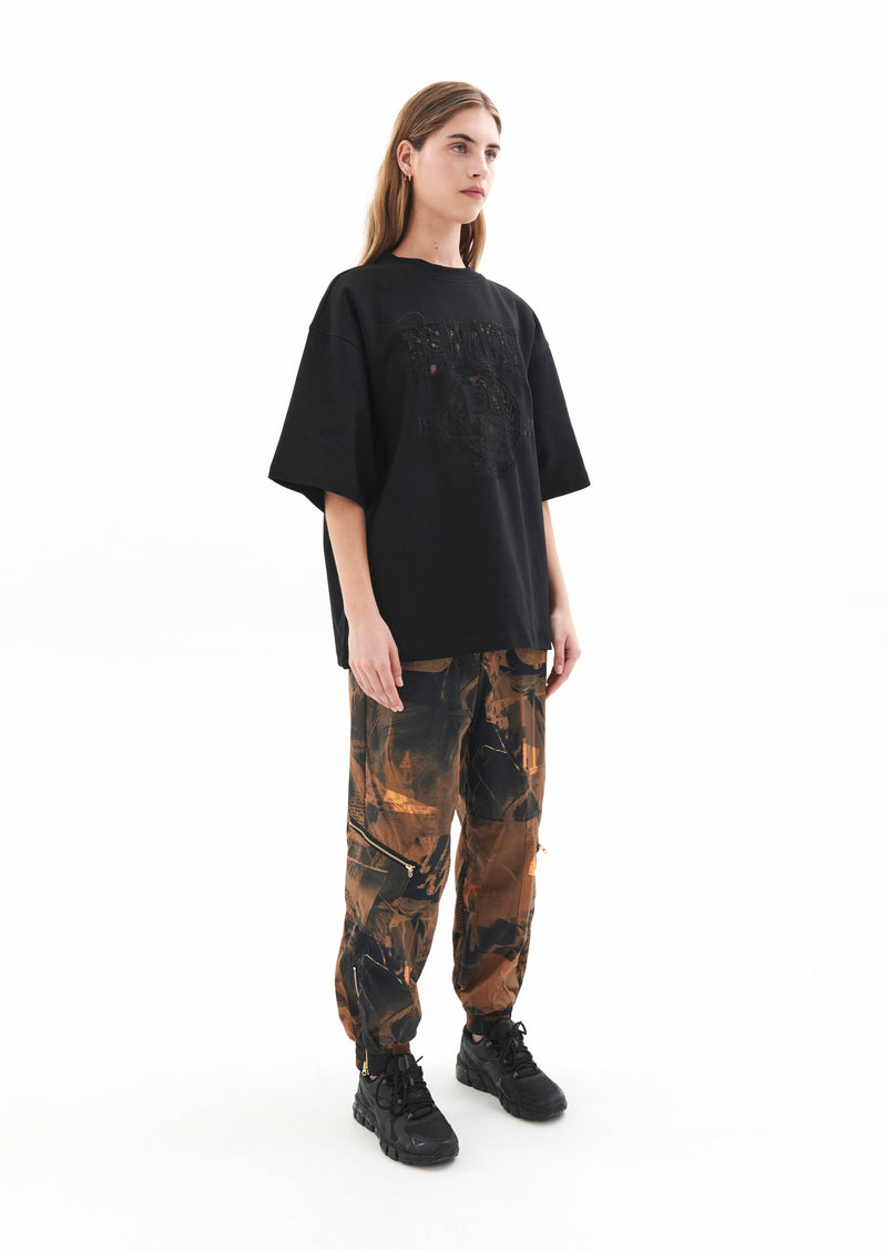 HIGH LINE TEE IN BLACK