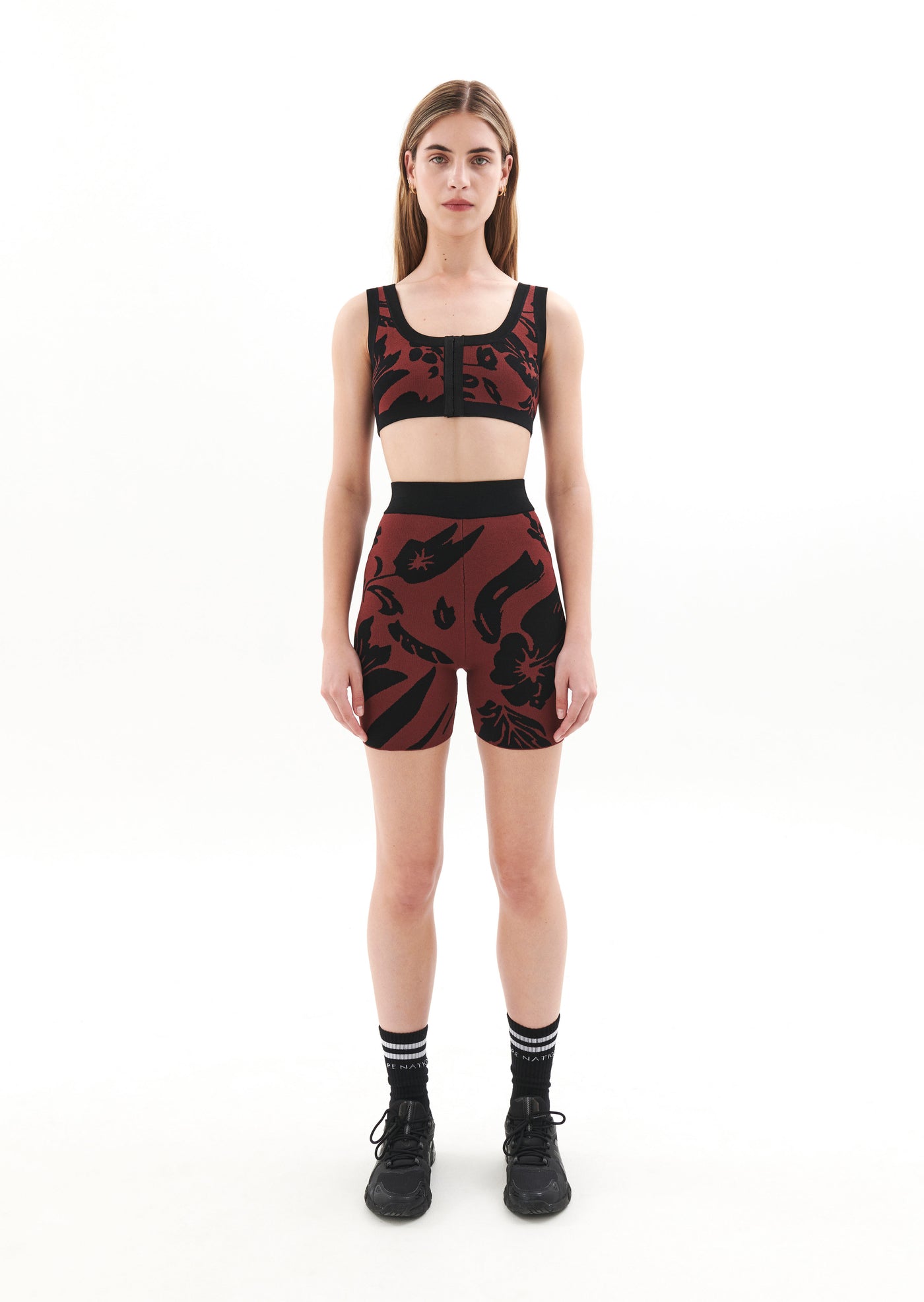 RECONNECT KNIT CROP IN FLORAL PRINT