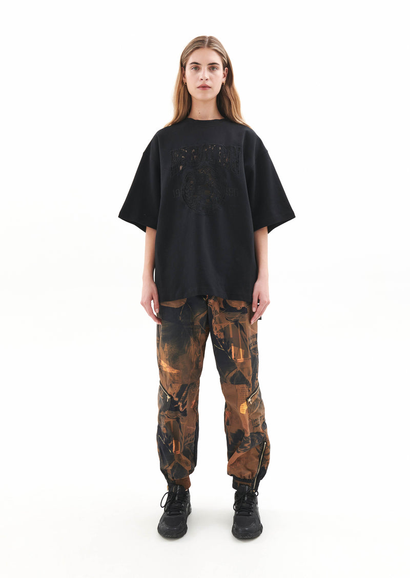 HIGH LINE TEE IN BLACK