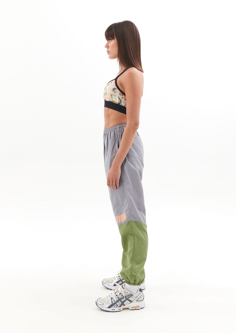 REACTION PANT IN OPAL GRAY