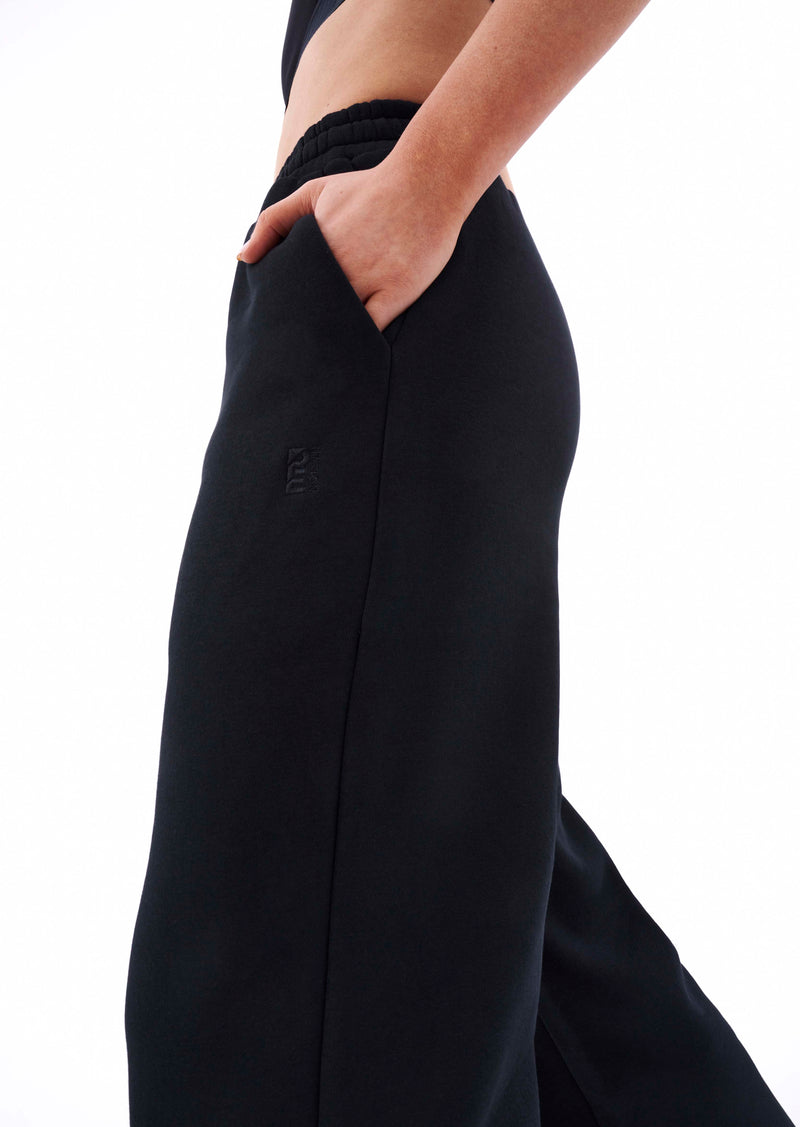OFF DUTY TRACKPANT IN BLACK