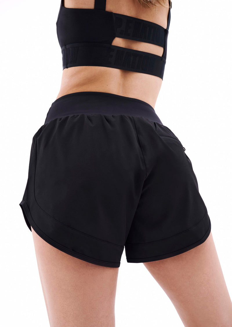 AGILITY TEST SHORT IN BLACK