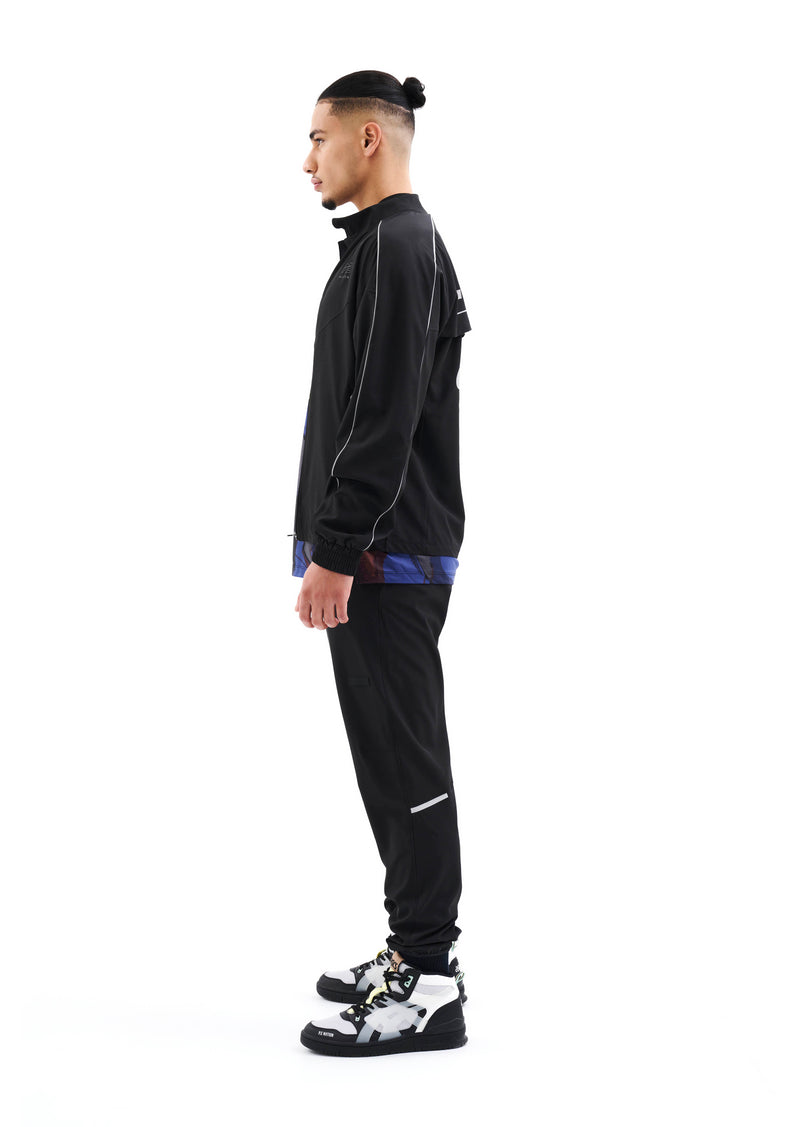 VENTURE JACKET IN BLACK