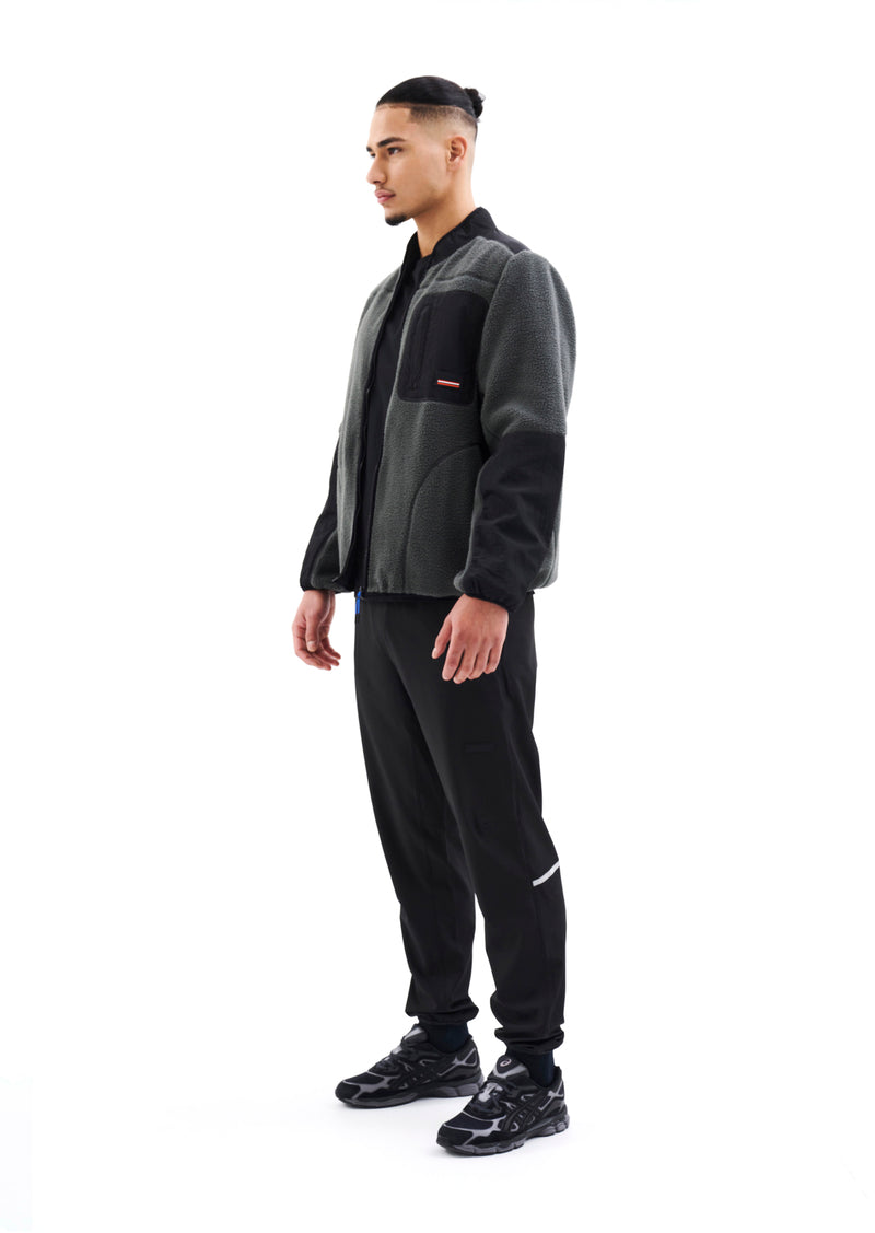 ADAPT JACKET IN DARK SHADOW