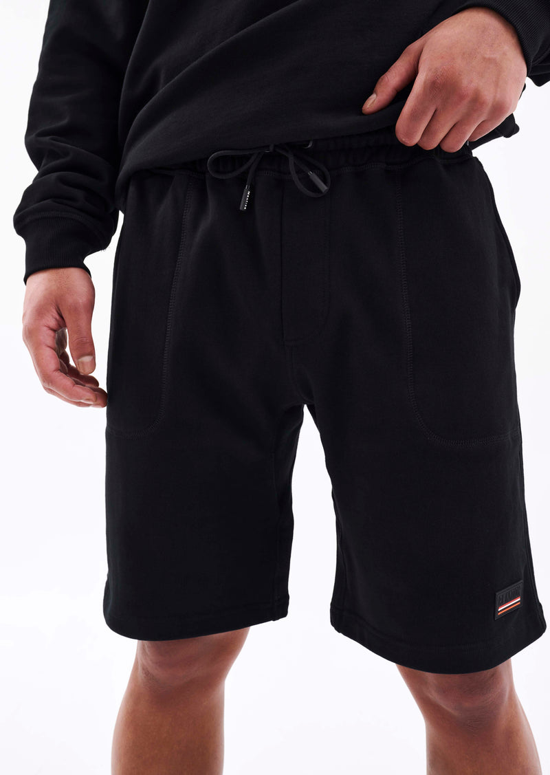 FORTITUDE SHORT IN BLACK