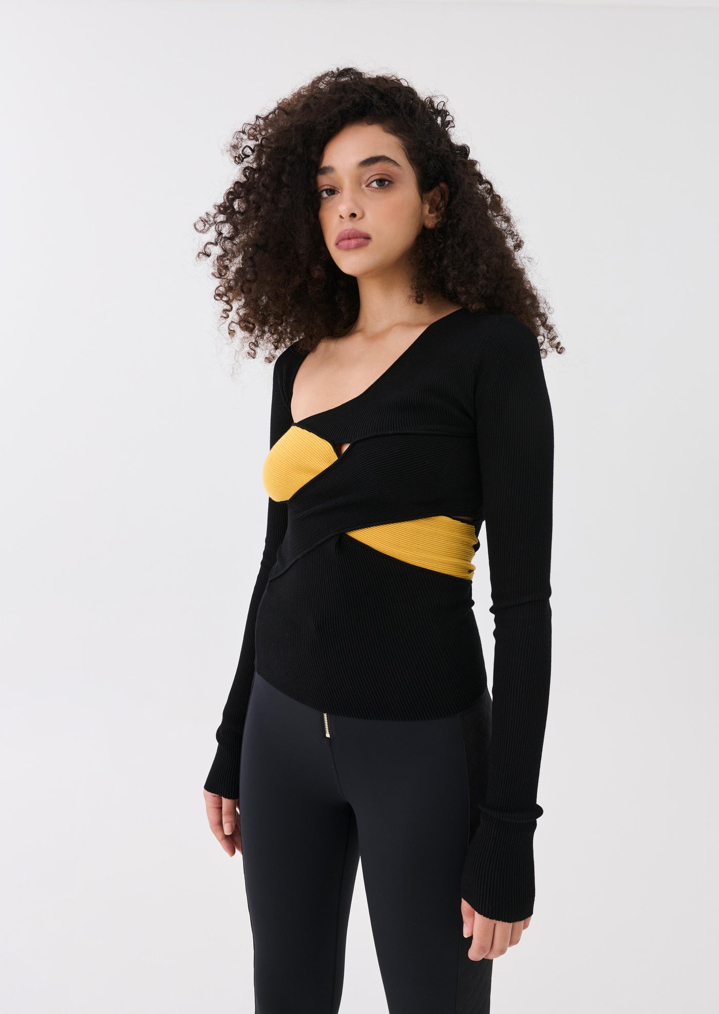 RIOT KNIT TOP IN BLACK