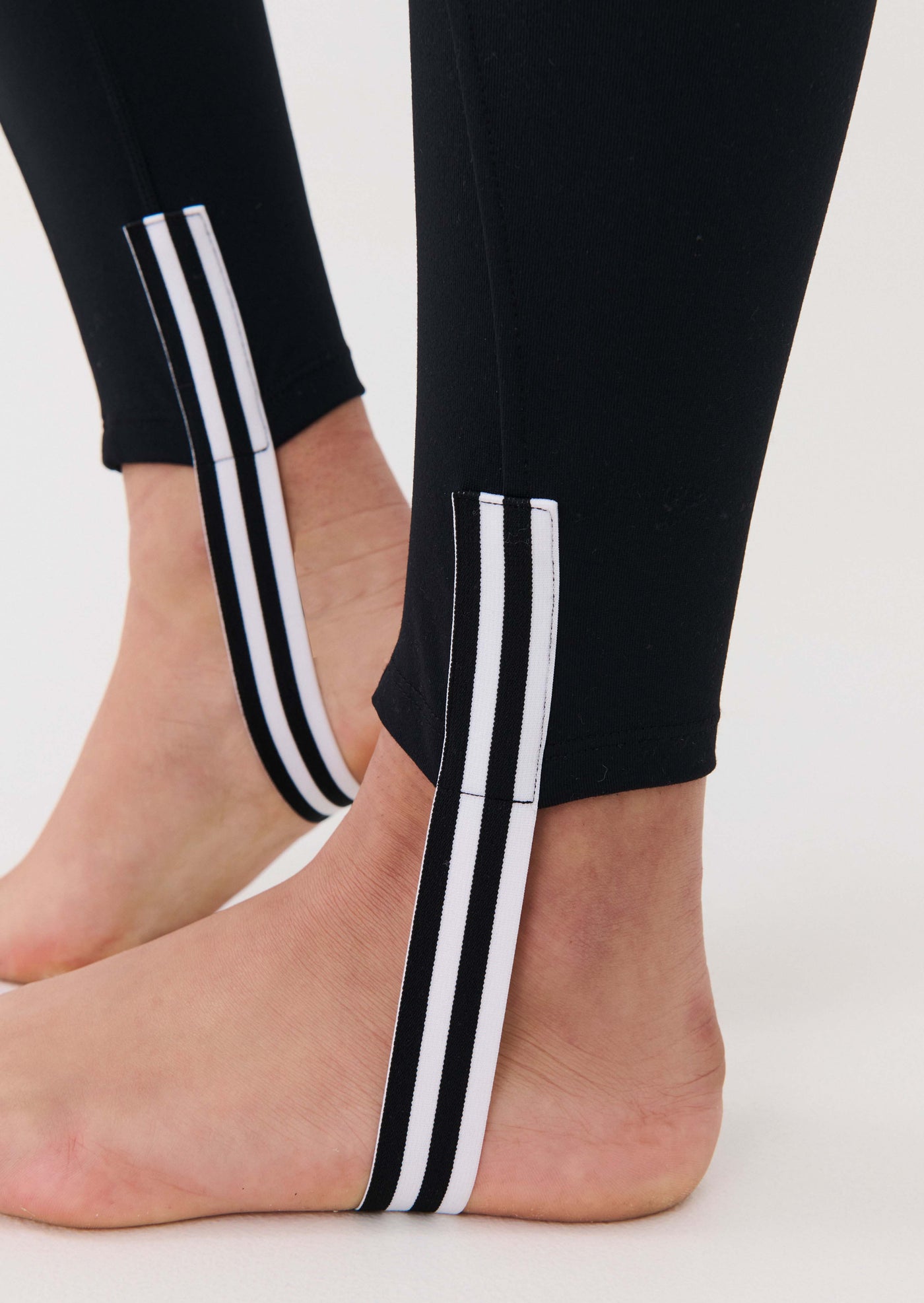 SLALOM LEGGING IN BLACK
