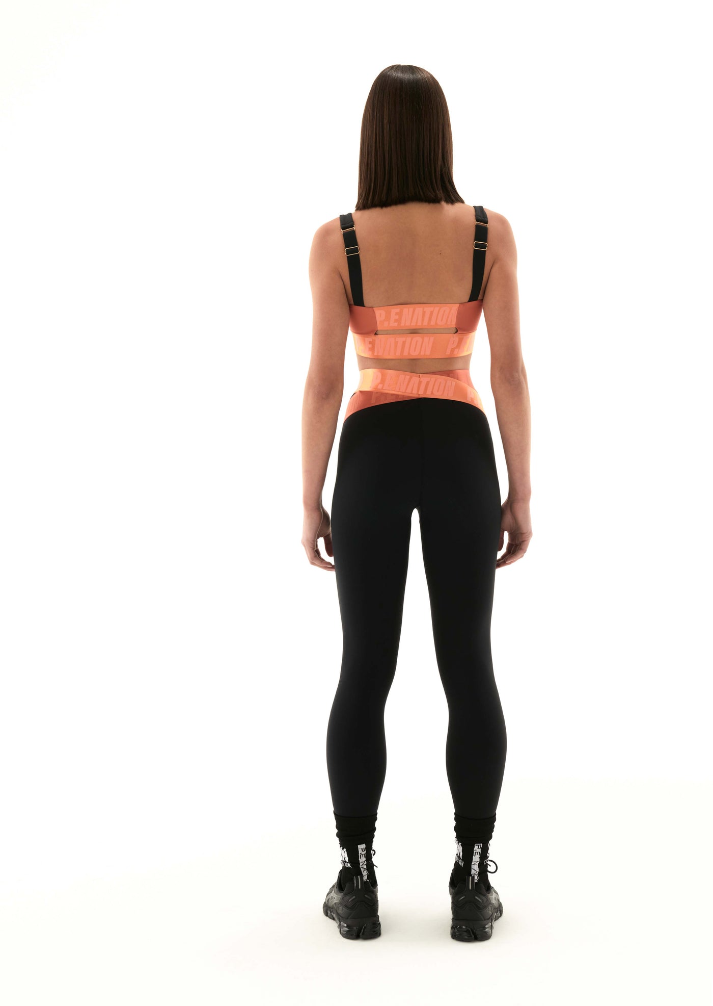BACK SWING LEGGING IN BLACK