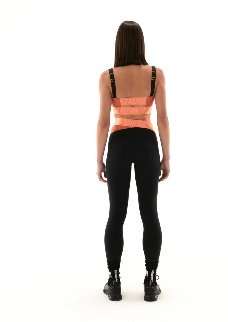 BACK SWING LEGGING IN BLACK
