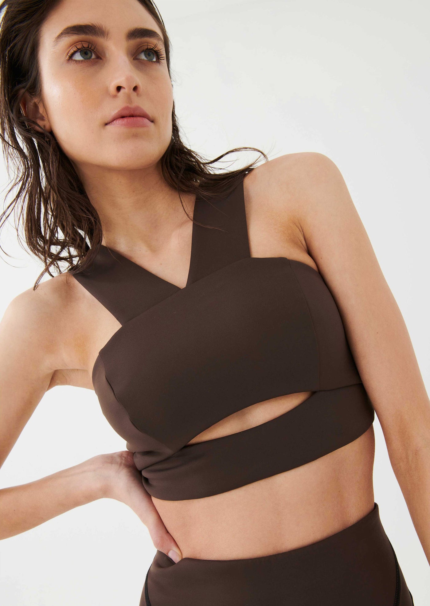 THROWBACK SPORTS BRA IN COFFEE