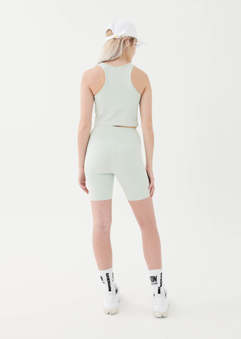 UNIVERSAL SHORT IN CELADON