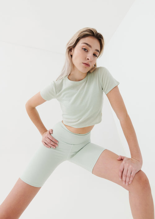 UNIVERSAL TEE IN CELADON