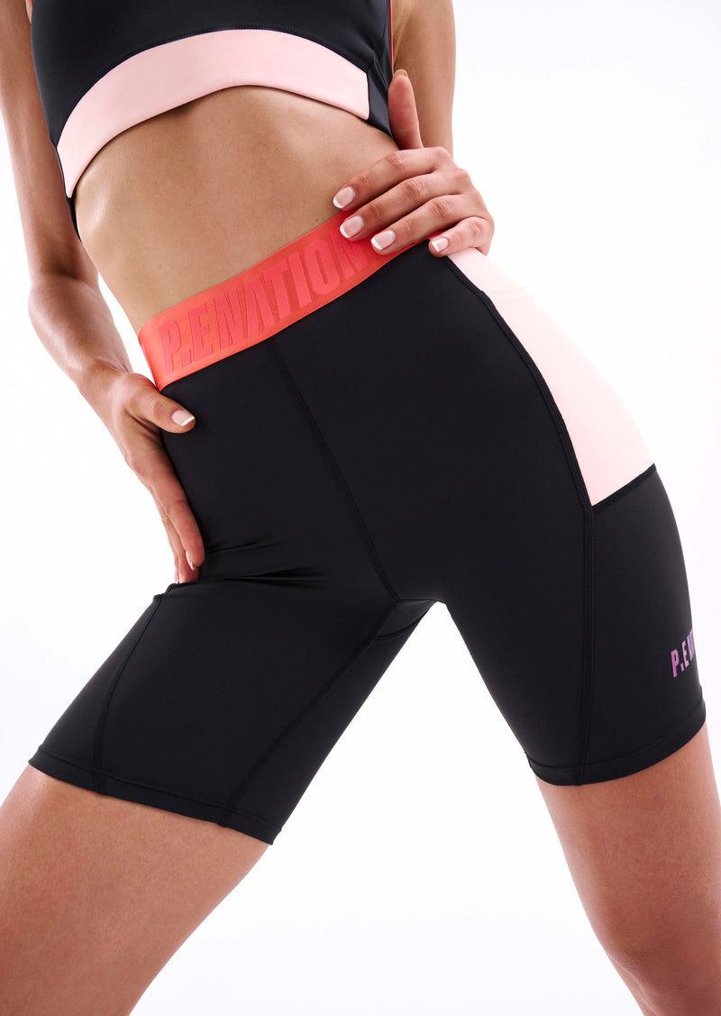 MEDAL PLAY BIKE SHORT IN BLACK