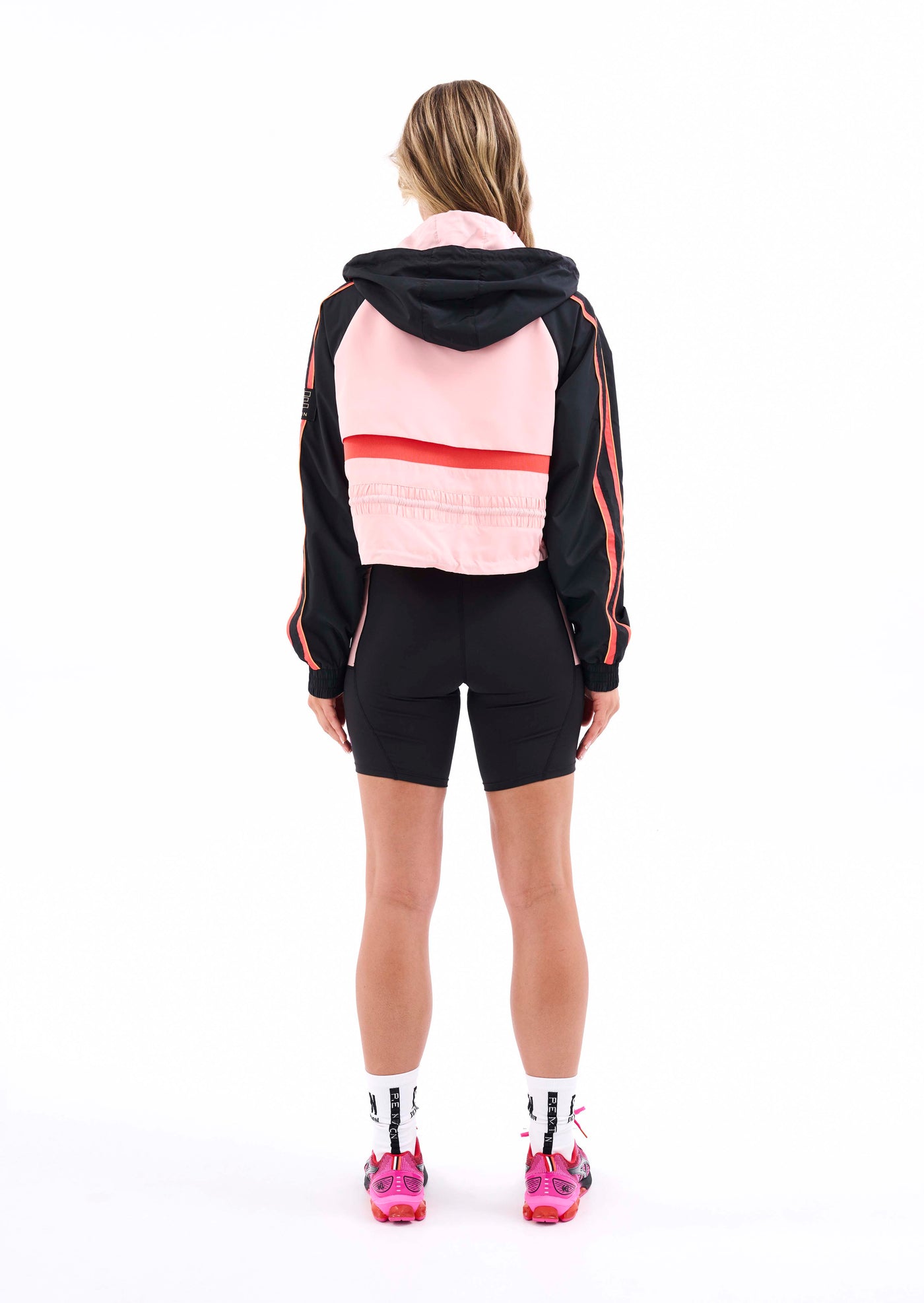 CROPPED MAN DOWN JACKET IN BLOSSOM