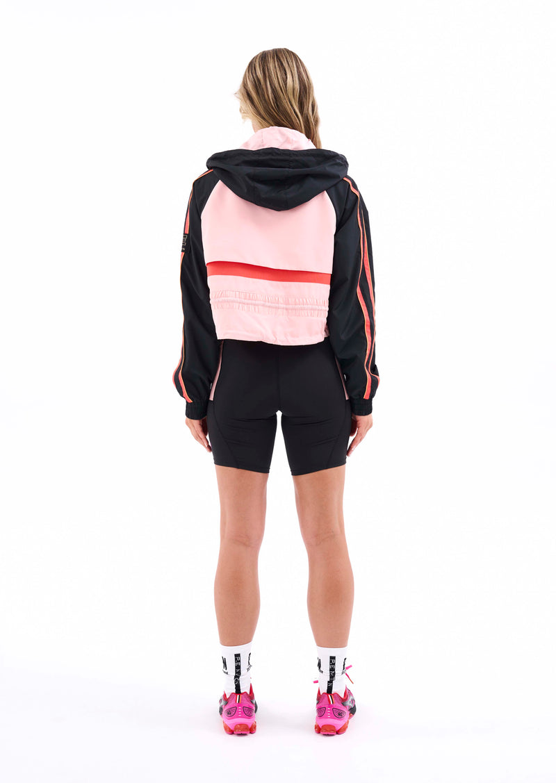 CROPPED MAN DOWN JACKET IN BLOSSOM