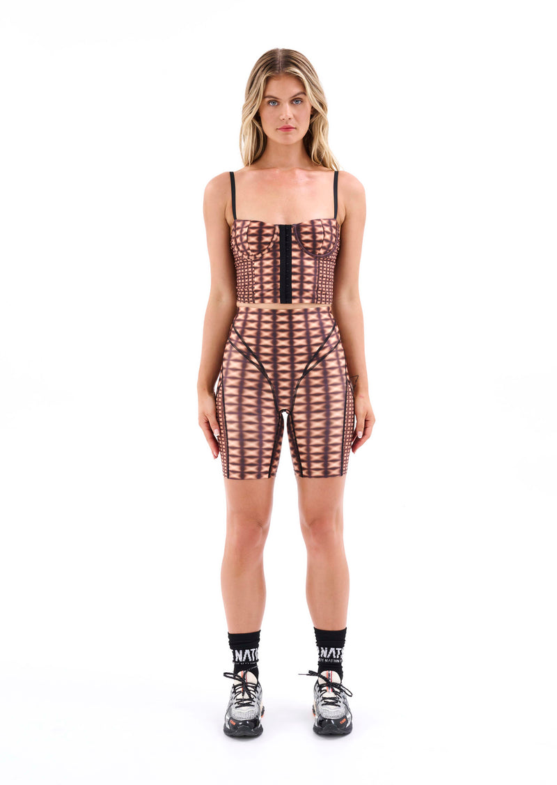 DIGNITY BIKE SHORT IN CHECK PRINT