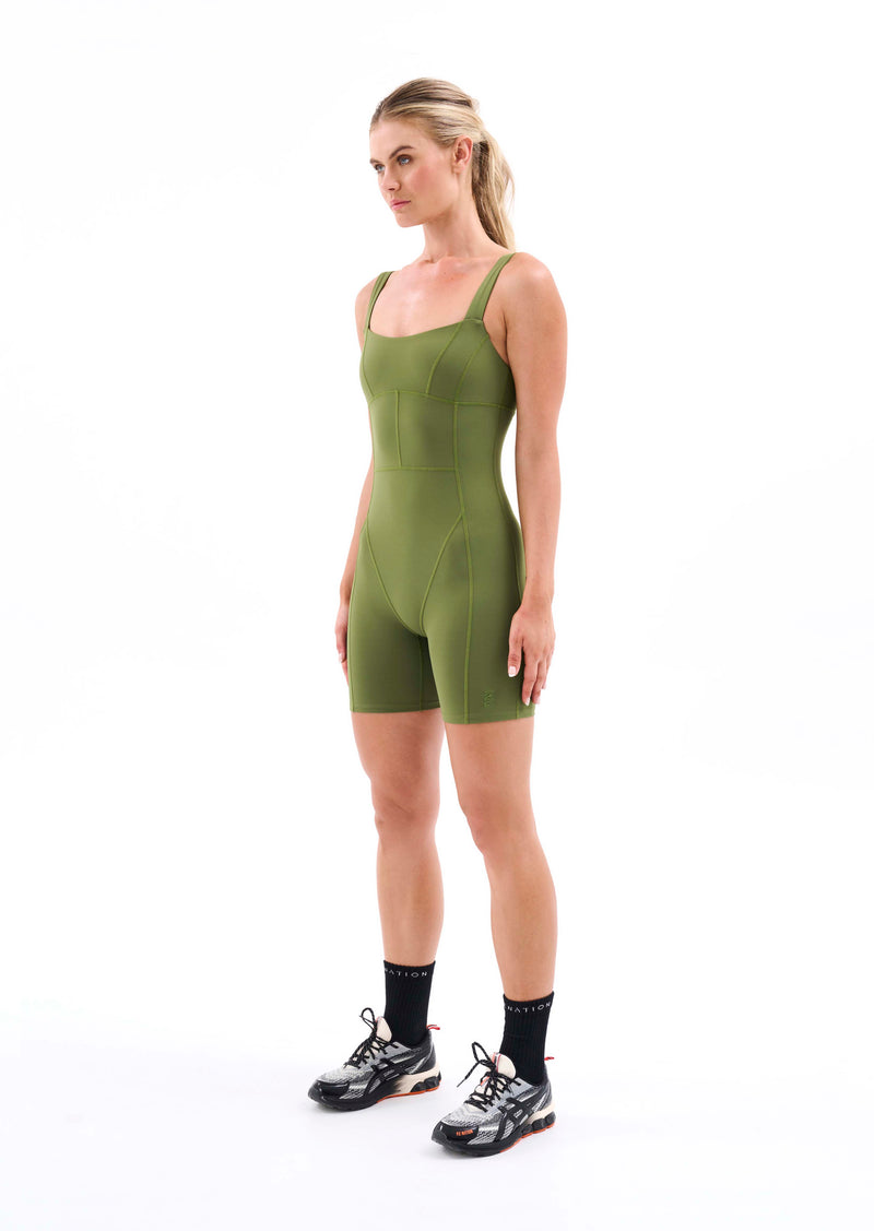 RECALIBRATE ONE PIECE IN PESTO