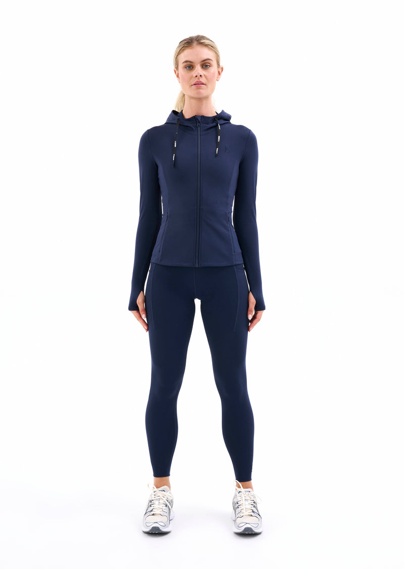 AGILITY TEST JACKET IN DARK NAVY