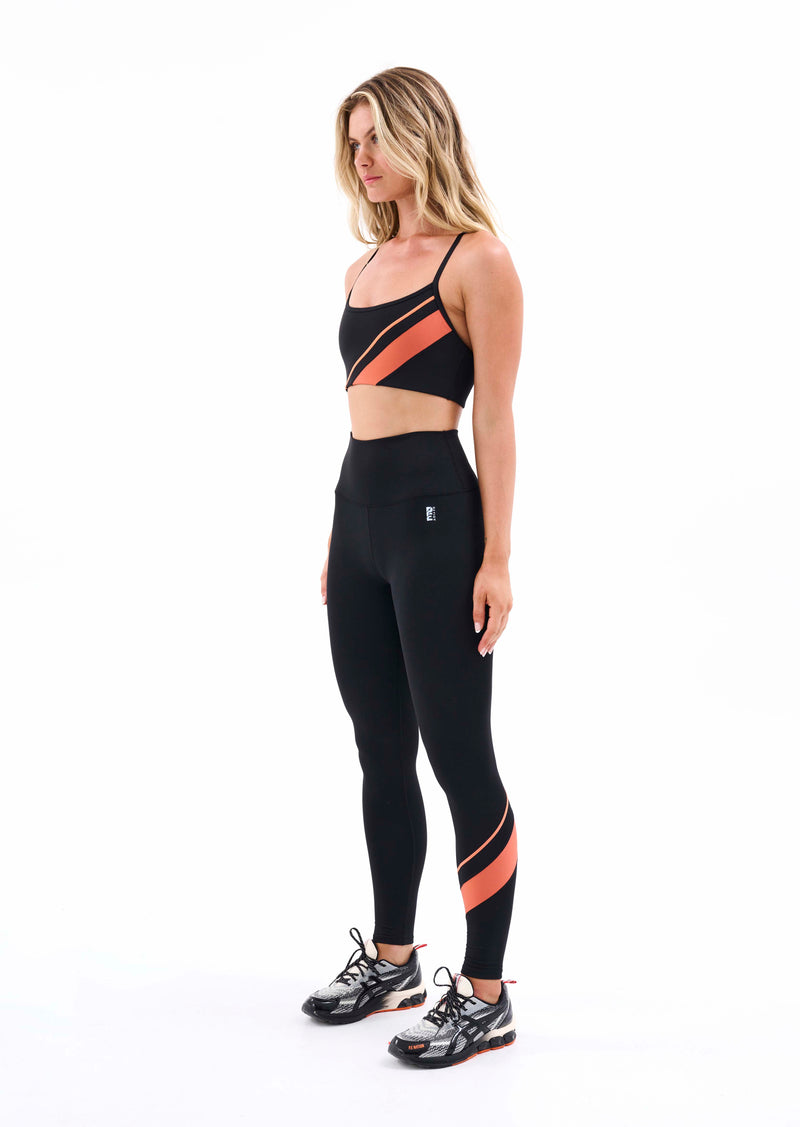 FORTIFY SPORTS BRA IN BLACK