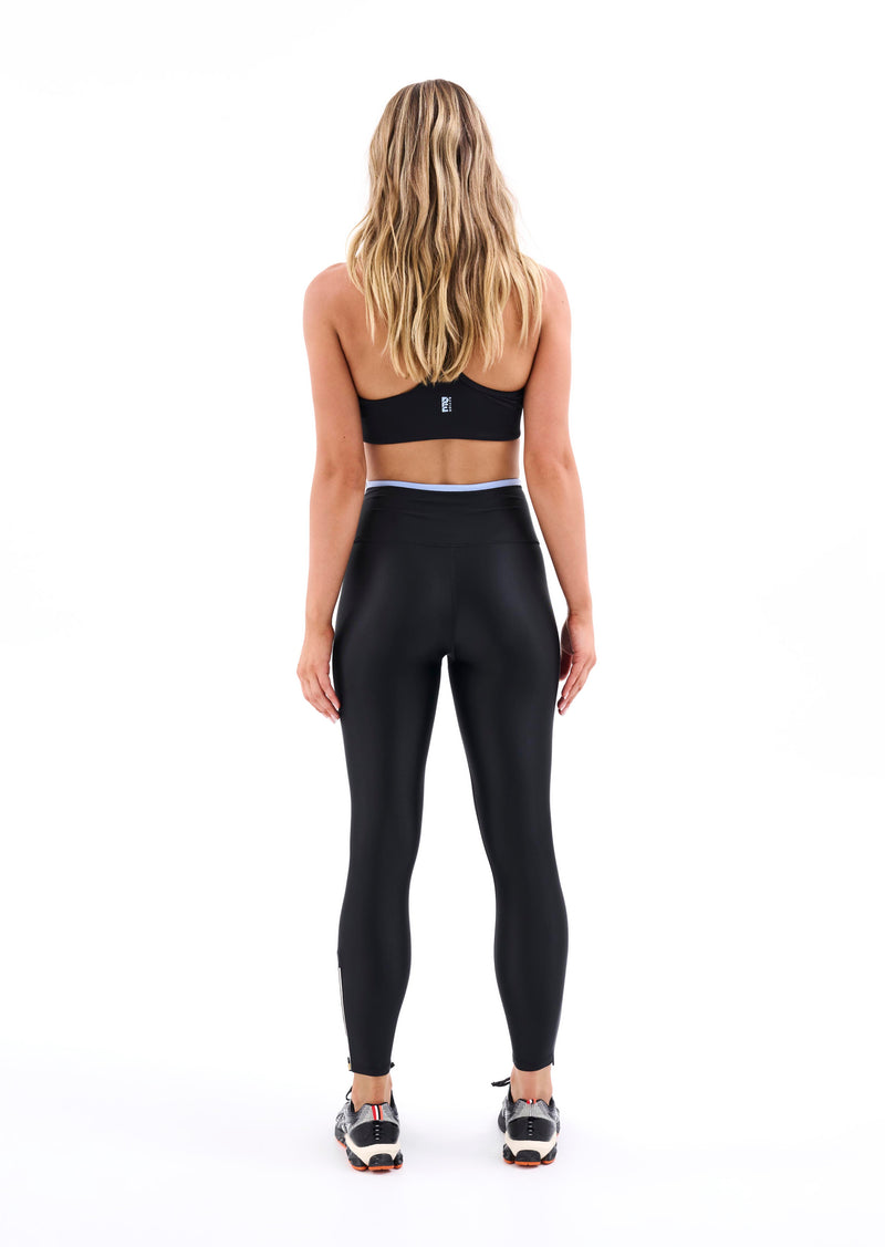 STEADY RUN LEGGING IN BLACK
