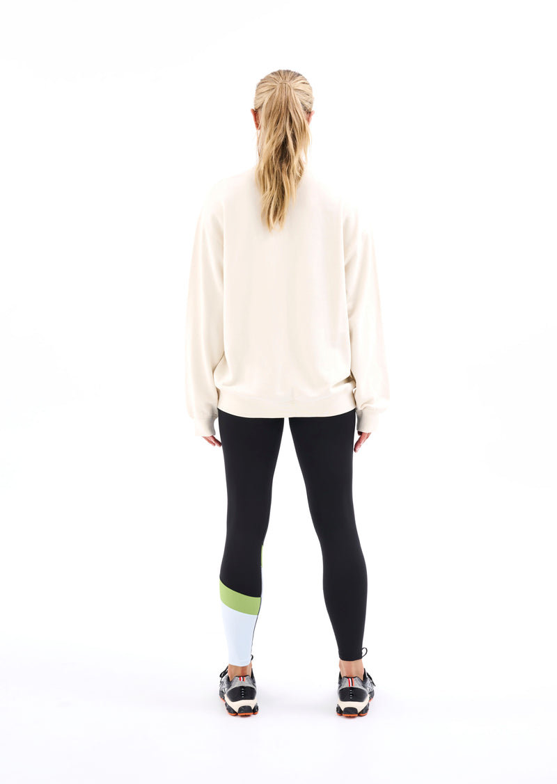BASE CAMP SWEAT IN PEARLED IVORY