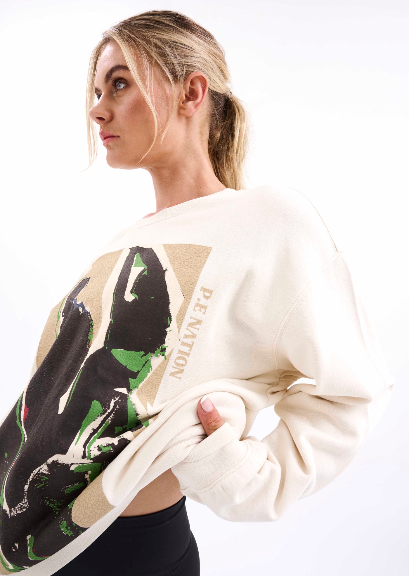 BASE CAMP SWEAT IN PEARLED IVORY