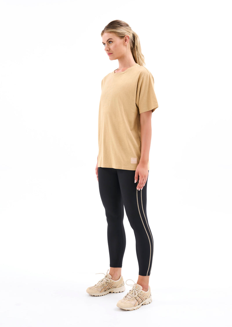 AUGUSTA TEE IN SAND
