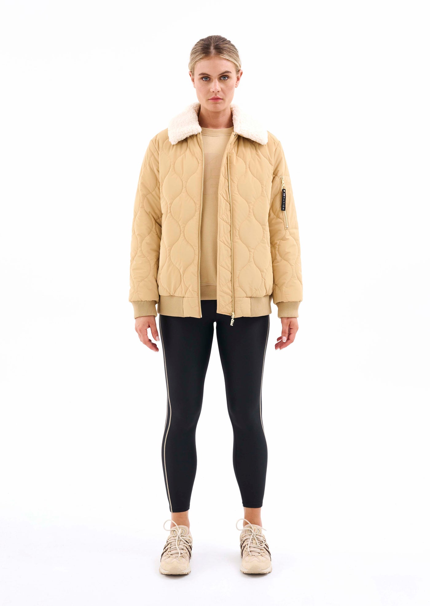 DYNO JACKET IN SAND
