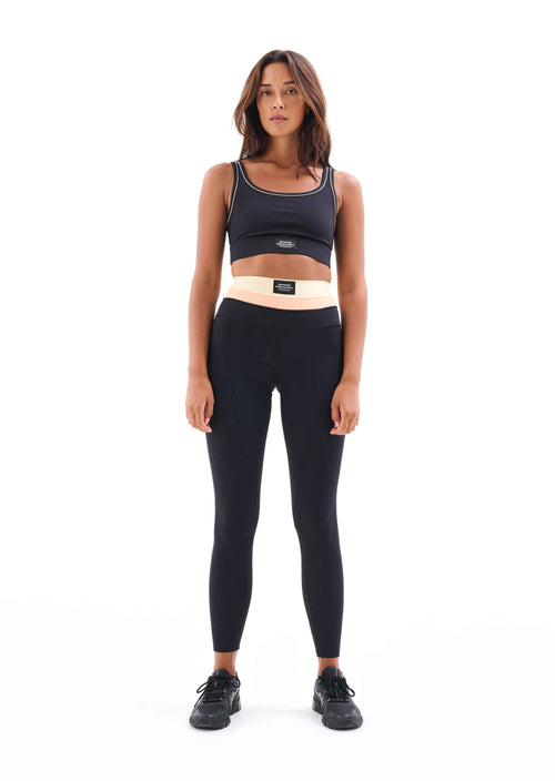 ALL ACES LEGGING IN BLACK